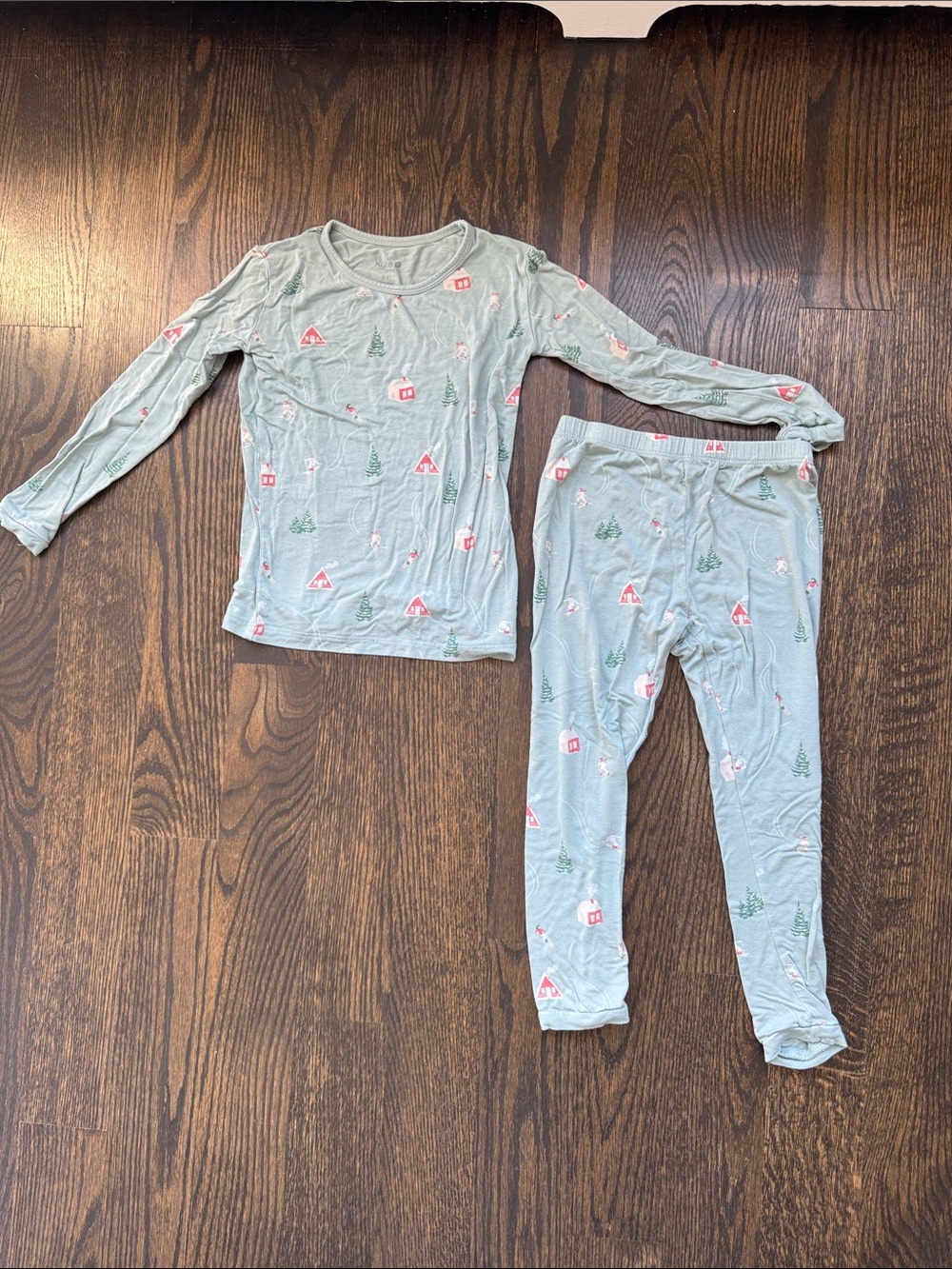 Kyte Baby Long Sleeve Pajamas in Alpine Village - 5T